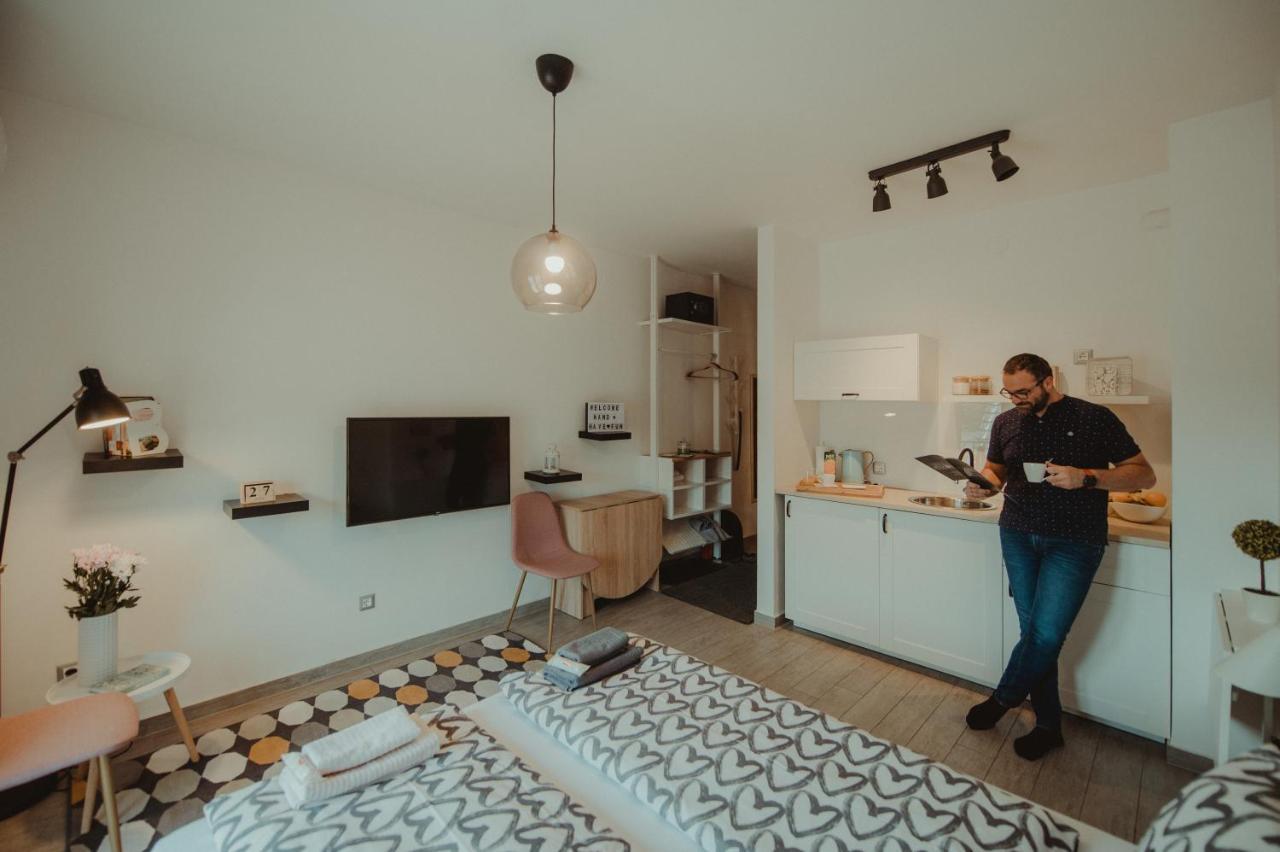 Ðakovo Studio Apartman Centar מראה חיצוני תמונה